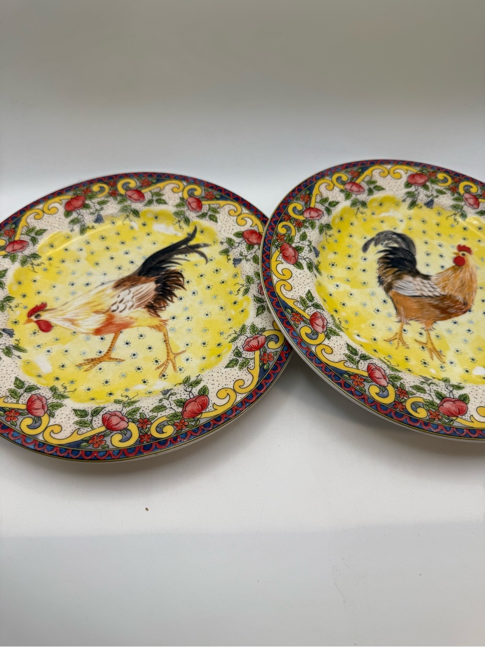 American Atelier Rooster Dinner Plates in Yellow with Floral Border